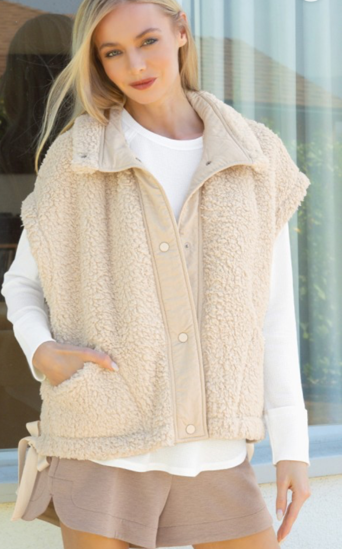Oversized Fleece vest